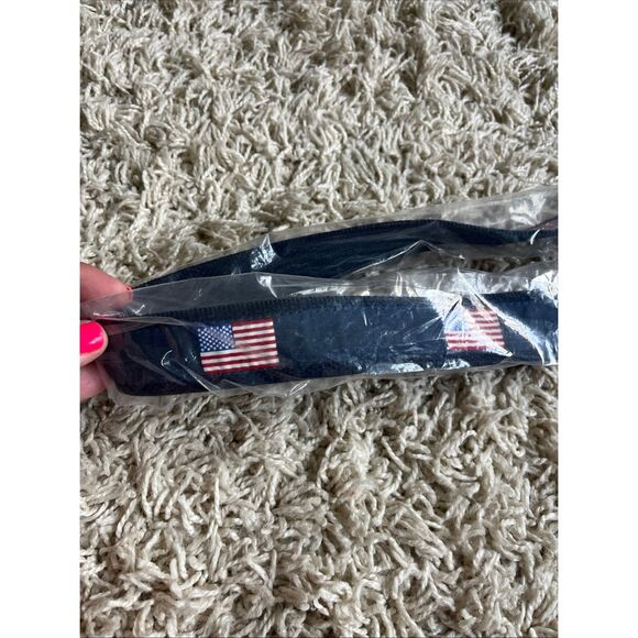 NWT Vineyard Vines American Flags Canvas Club Belt Mens 40 - Picture 8 of 11